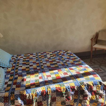 מלון ארל Manoir En Crau מראה חיצוני תמונה