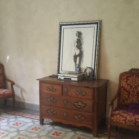 מלון ארל Manoir En Crau מראה חיצוני תמונה