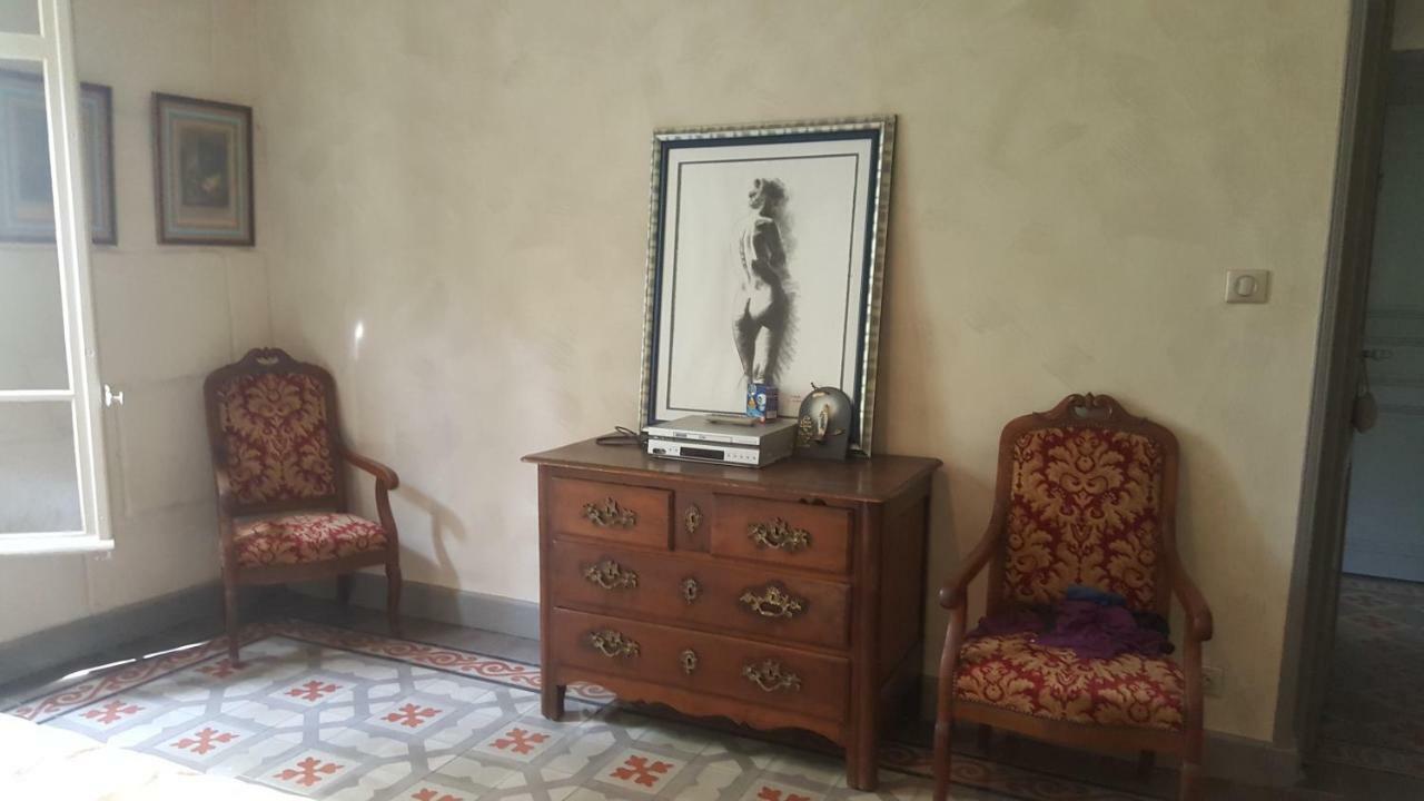מלון ארל Manoir En Crau מראה חיצוני תמונה