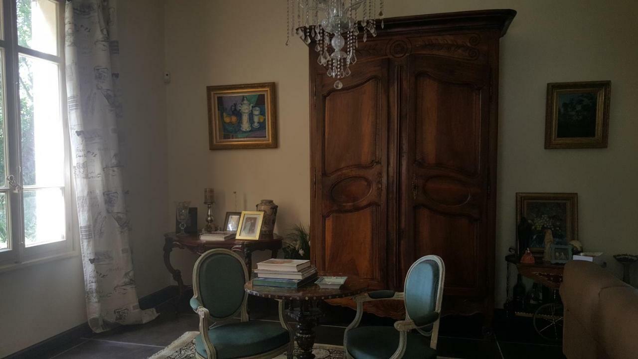 מלון ארל Manoir En Crau מראה חיצוני תמונה